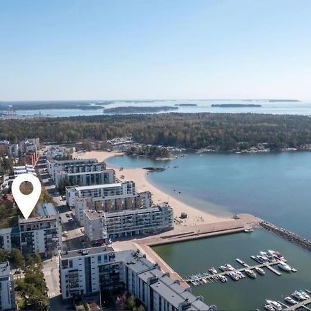 Meren Laeheisyydessae Iso Yksioe Helsinki Buitenkant foto